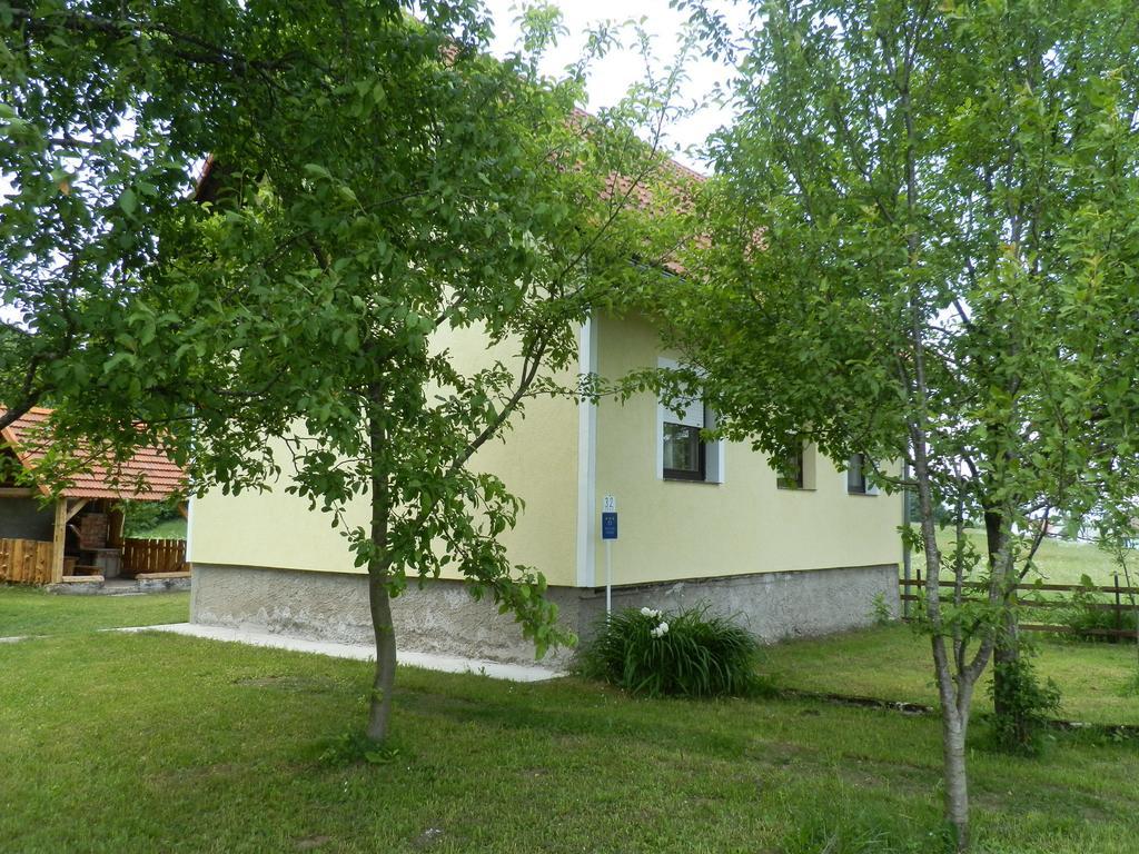 Holiday Home Lana Saborsko Cameră foto